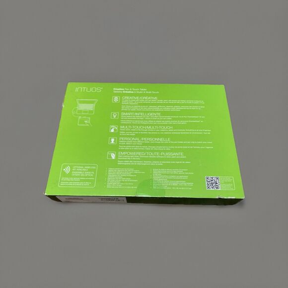 Wacom CTH650 Intuos Creative Pen Touch Tablet Set Box Art Gift Graphic Design - Picture 2 of 4